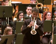Descubre la magia del bolero en un viaje por Oviedo: turismo y música tradicional